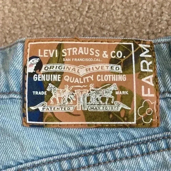 LEVI'S X FARM RIBCAGE WOMEN'S SHORTS in size 25 - Picture 6 of 6